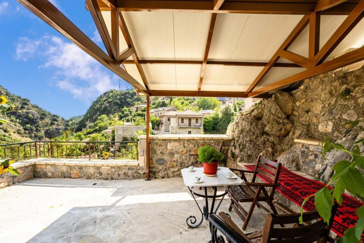 Stemnitsa Stone Residence - Cosy Mountain Escape Exterior foto
